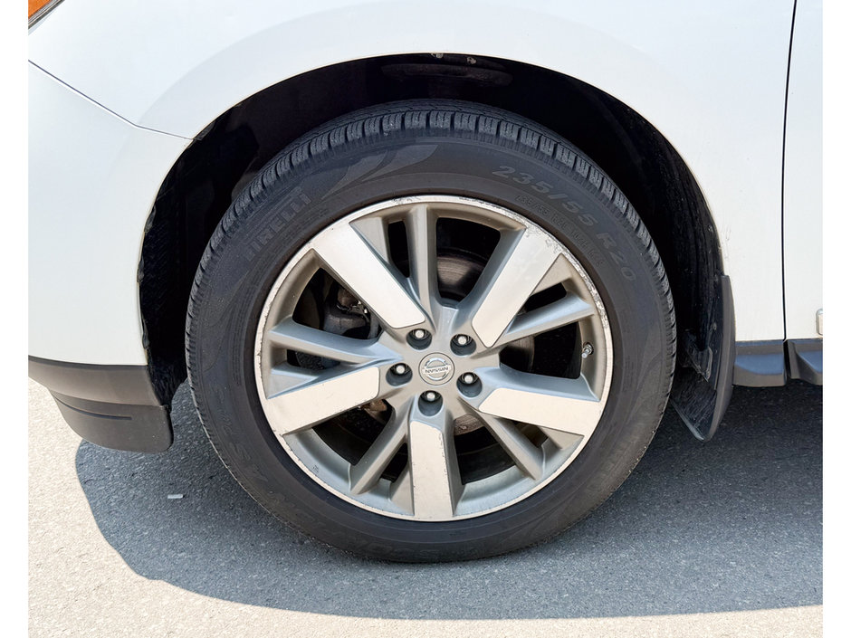 2013 Nissan Pathfinder SL-9