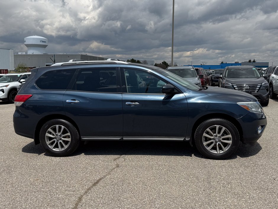 2014 Nissan Pathfinder SV-7
