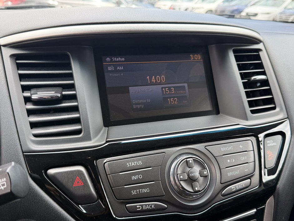 2014 Nissan Pathfinder SV-9