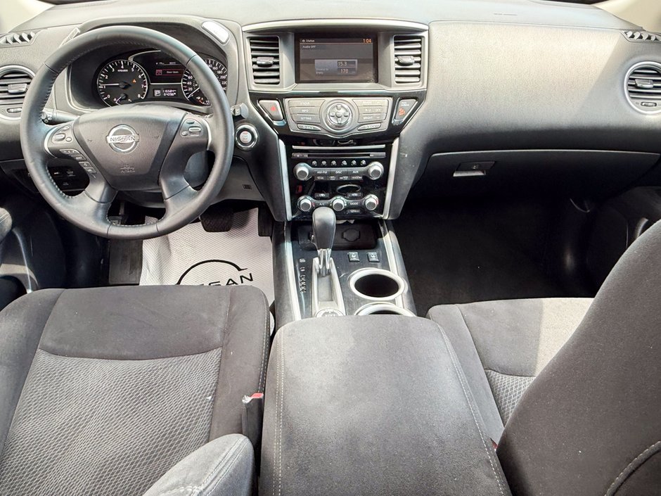 2014 Nissan Pathfinder SV-12