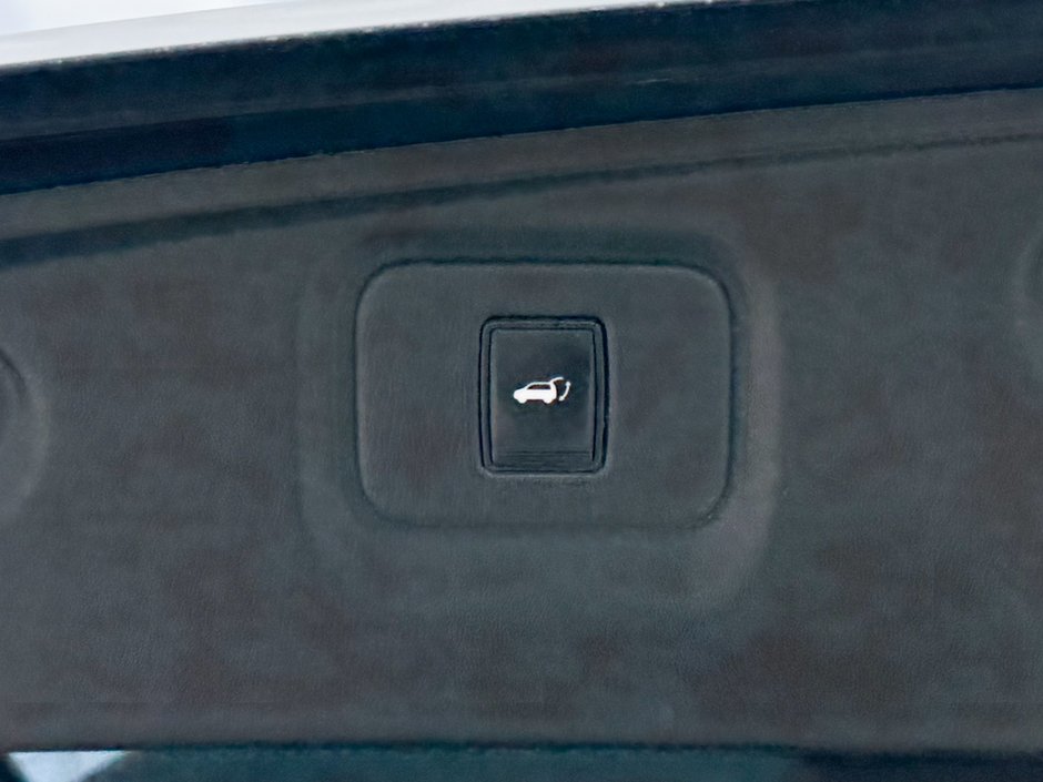 2014 Nissan Pathfinder SV-10