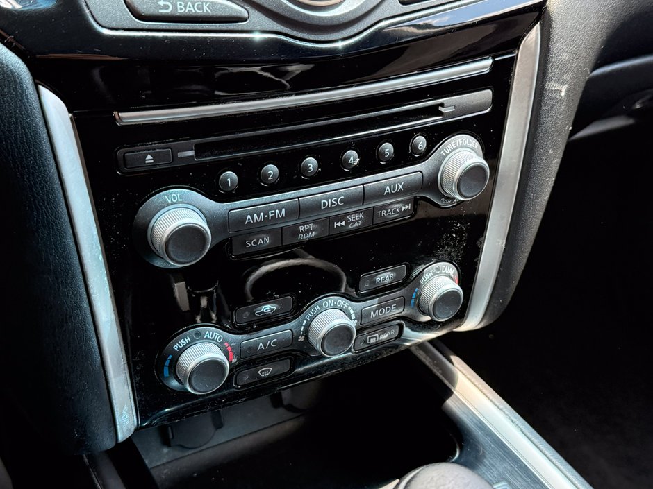 2014 Nissan Pathfinder SV-17