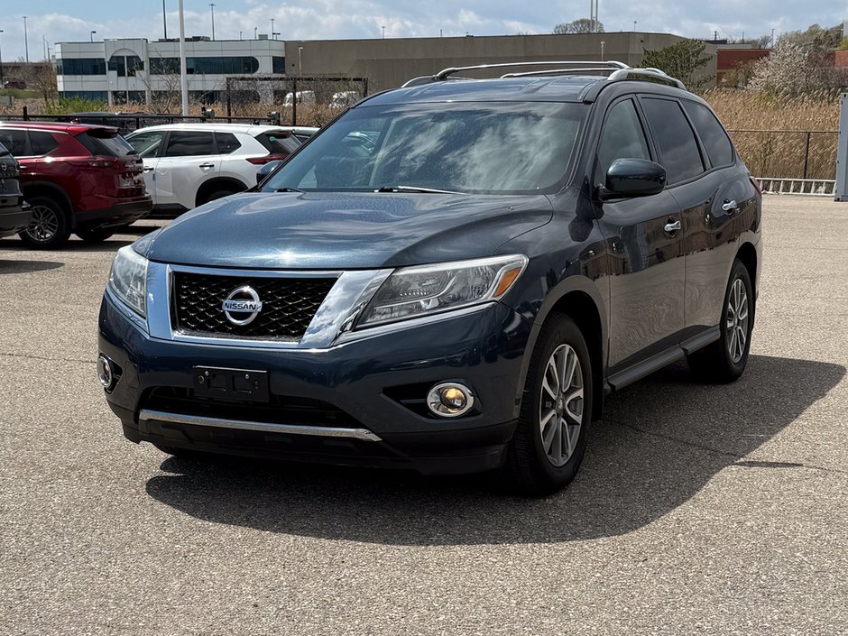 2014 Nissan Pathfinder SV-2