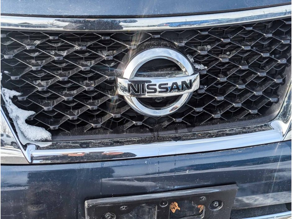 2015 Nissan Pathfinder SL-12