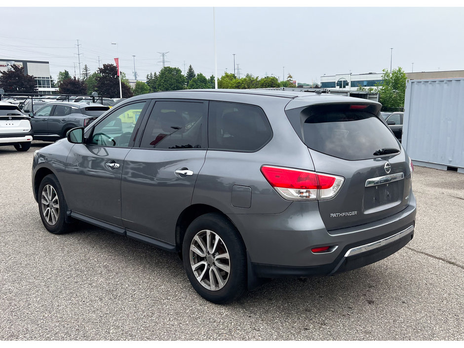 2016 Nissan Pathfinder S-5