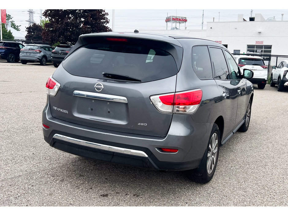 2016 Nissan Pathfinder S-7