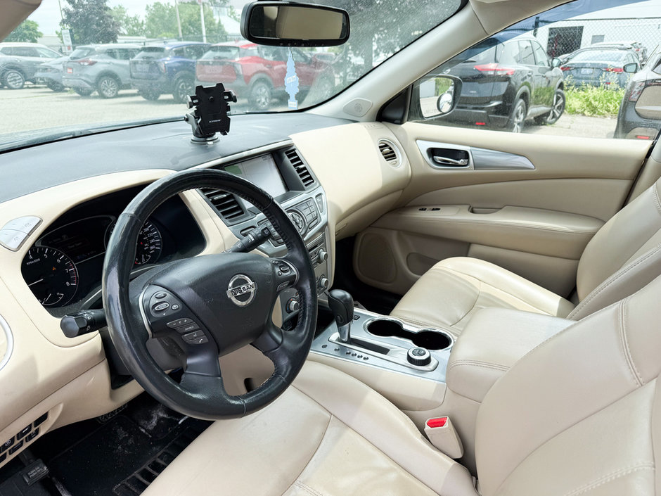 2019 Nissan Pathfinder SL-21
