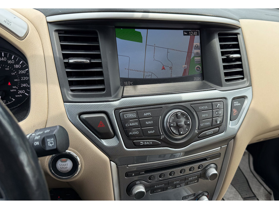 2019 Nissan Pathfinder SL-23