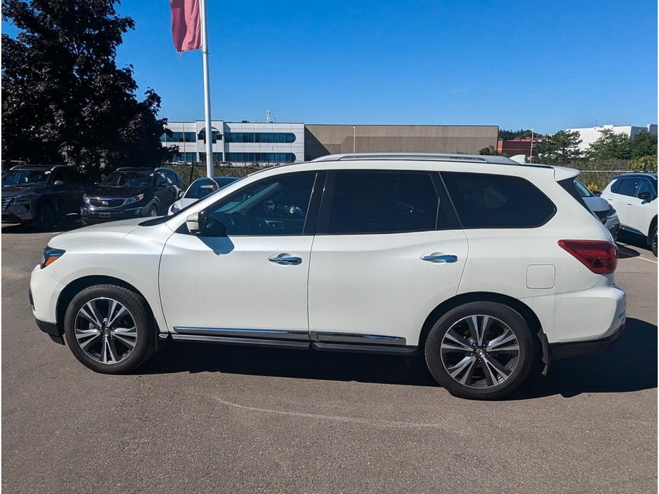 2020 Nissan Pathfinder Platinum-4