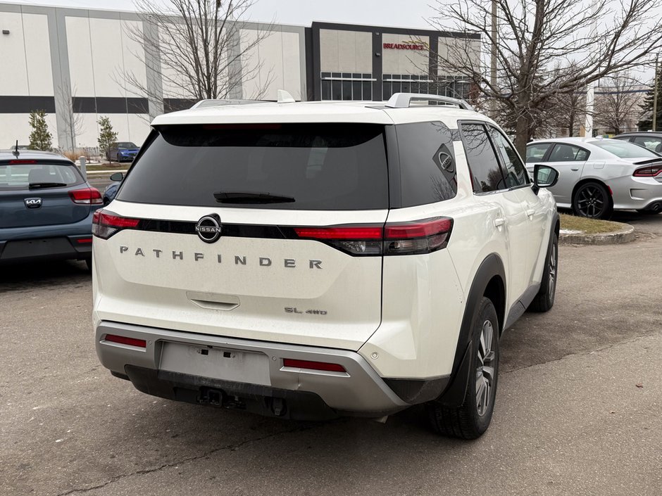 2023 Nissan Pathfinder SL-6