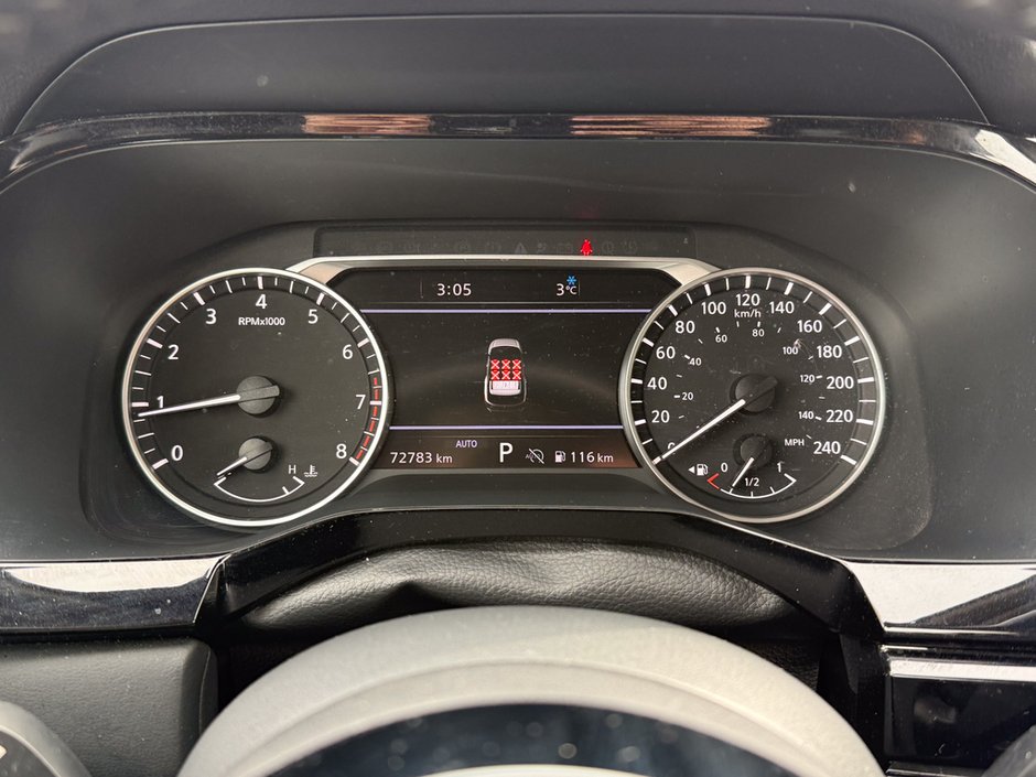 2023 Nissan Pathfinder SL-12