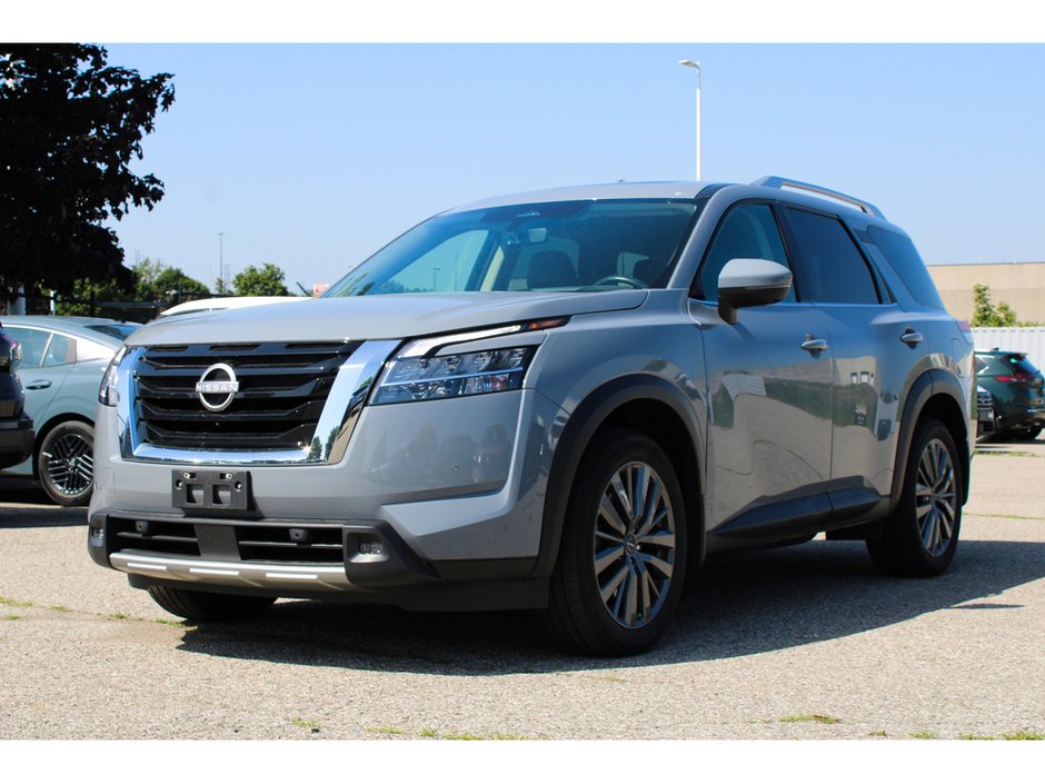 2023 Nissan Pathfinder SL-2