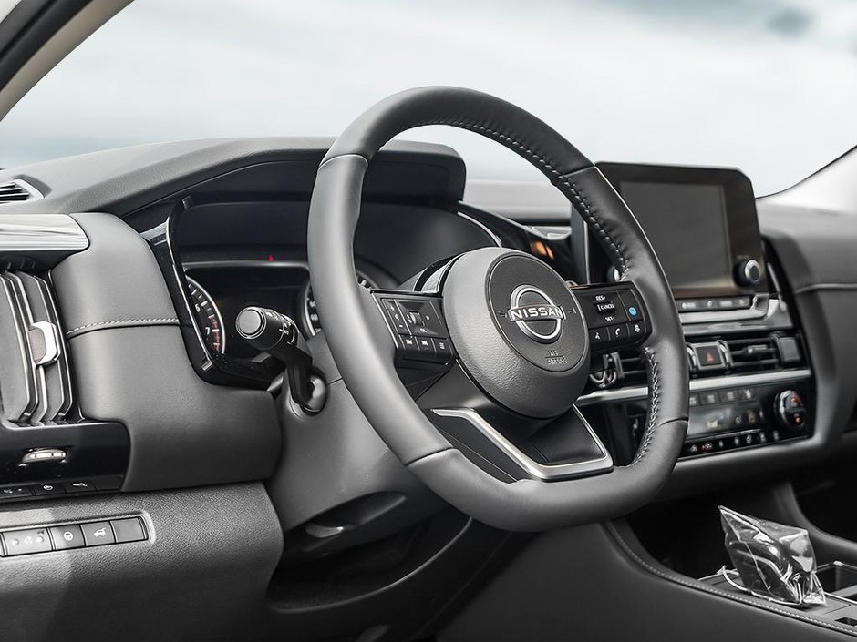 2025 Nissan Pathfinder SV-10