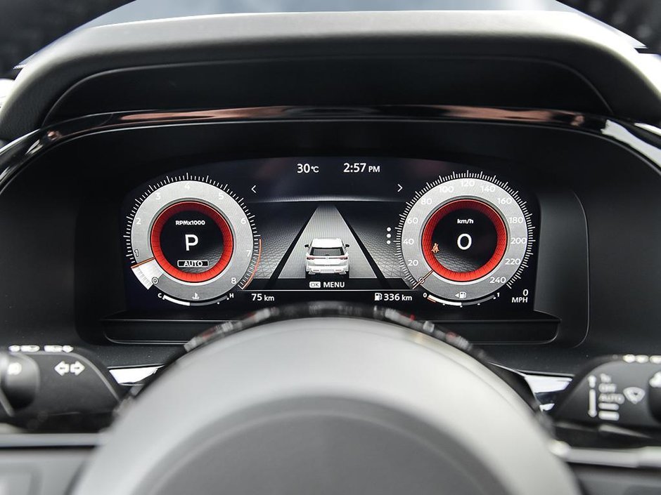 2025 Nissan Pathfinder Platinum-13