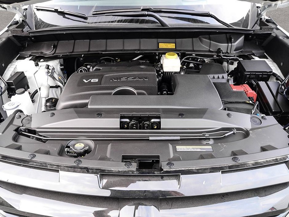 2025 Nissan Pathfinder Platinum-5