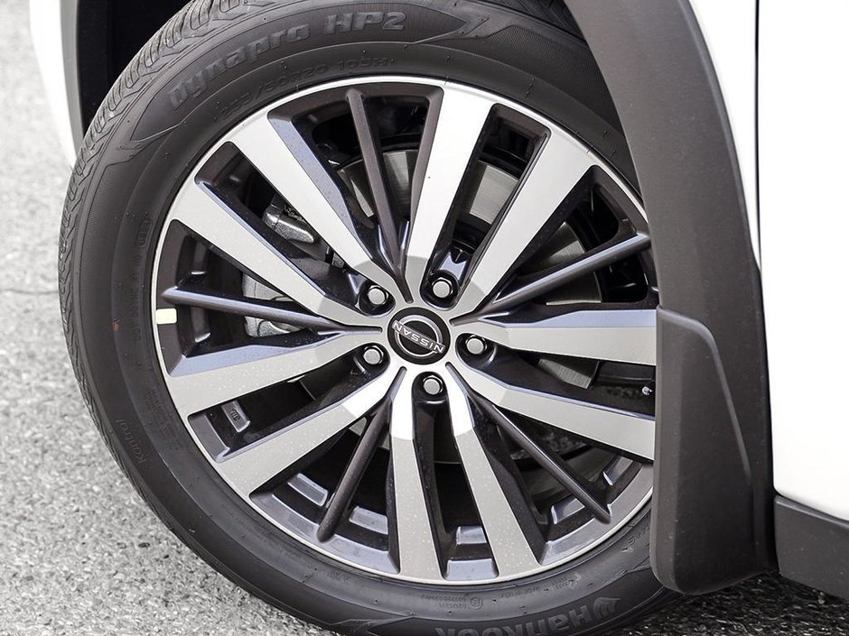 2025 Nissan Pathfinder Platinum-7