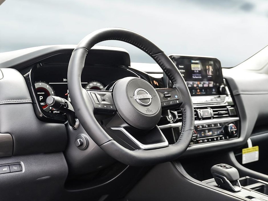 2025 Nissan Pathfinder Platinum-11