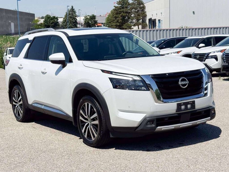 2025 Nissan Pathfinder Platinum-8