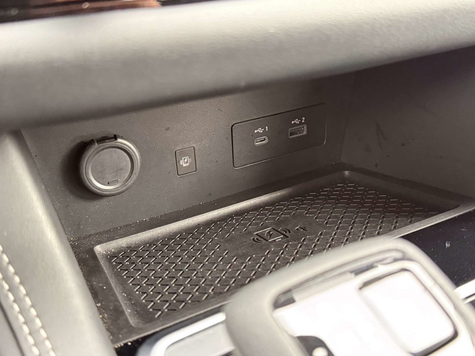 2025 Nissan Pathfinder Platinum-33