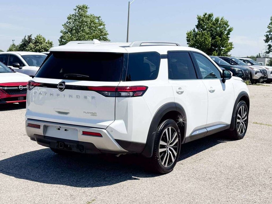 2025 Nissan Pathfinder Platinum-6