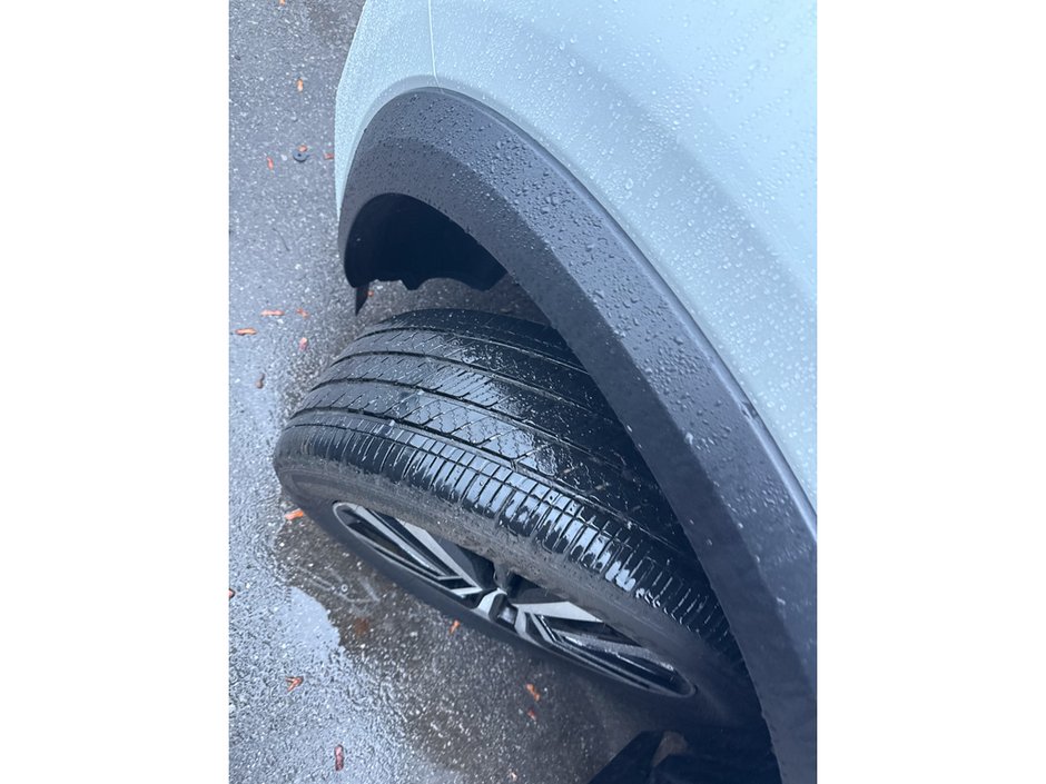 2025 Nissan Pathfinder Platinum-11