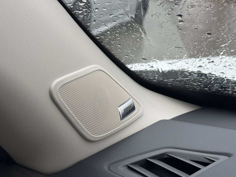 2025 Nissan Pathfinder Platinum-30