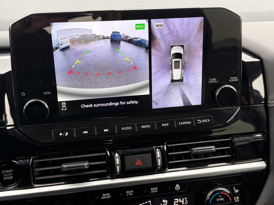 2025 Nissan Pathfinder Platinum-31