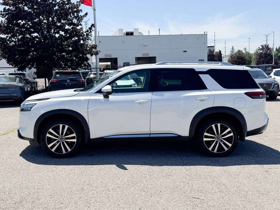2025 Nissan Pathfinder Platinum-3