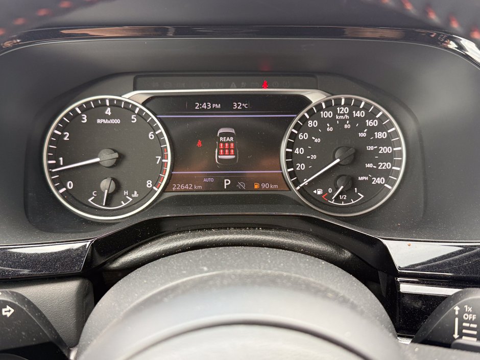 2025 Nissan Pathfinder-16
