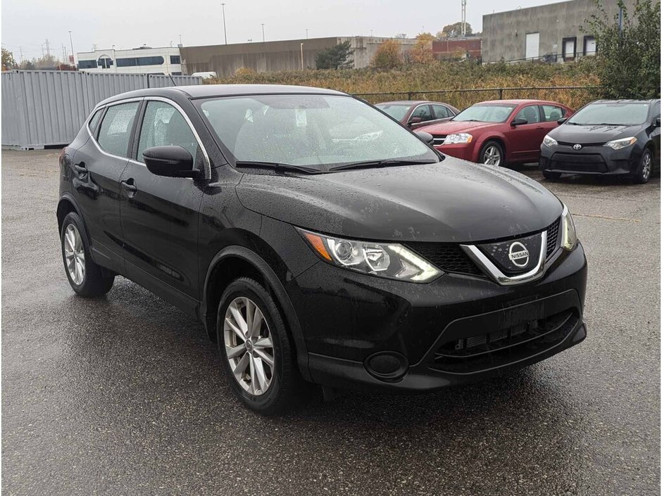 2018 Nissan Qashqai S-10