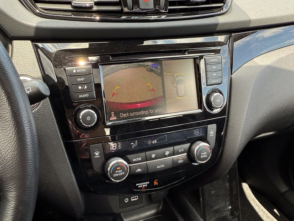 2021 Nissan Qashqai SL-26
