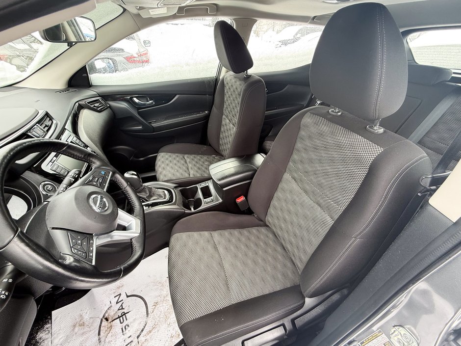 2021 Nissan Qashqai SV-22