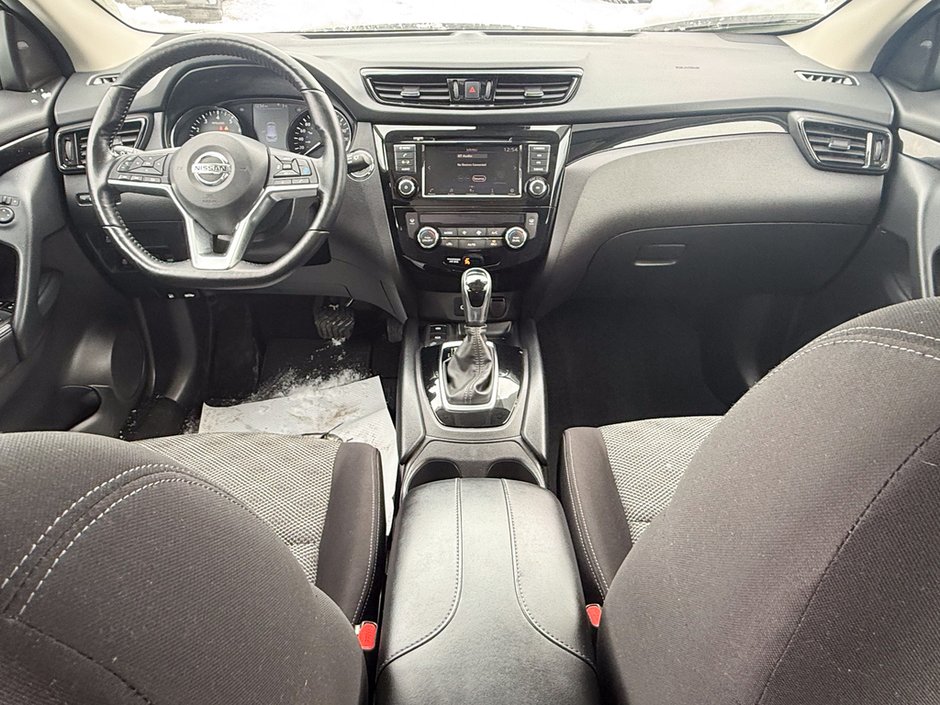 2021 Nissan Qashqai SV-15