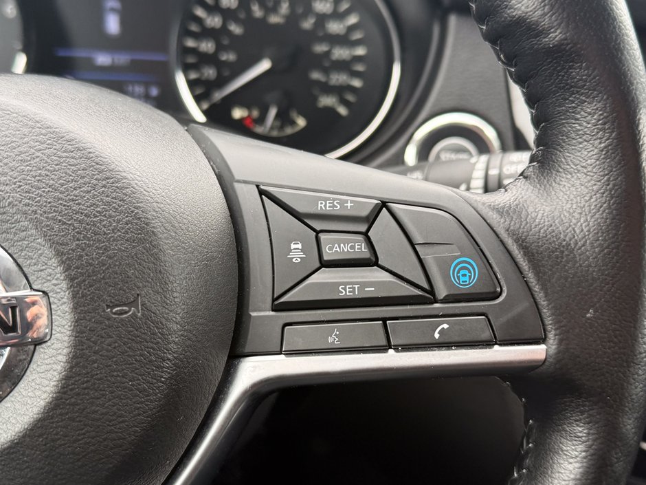 2021 Nissan Qashqai SV-27