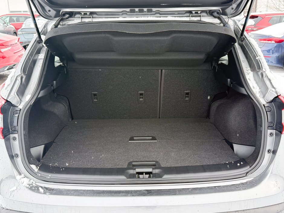 2021 Nissan Qashqai SV-13