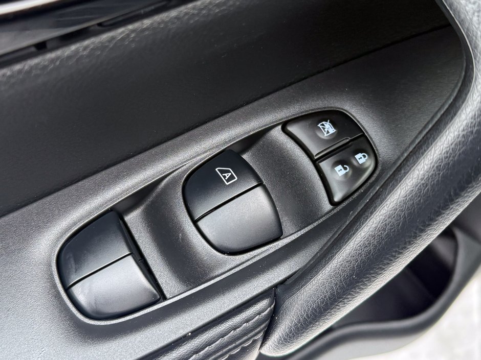 2021 Nissan Qashqai SV-20