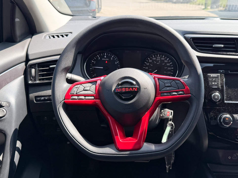 2023 Nissan Qashqai S-17