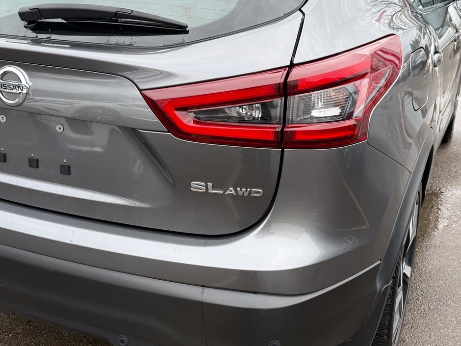 2023 Nissan Qashqai SL-8