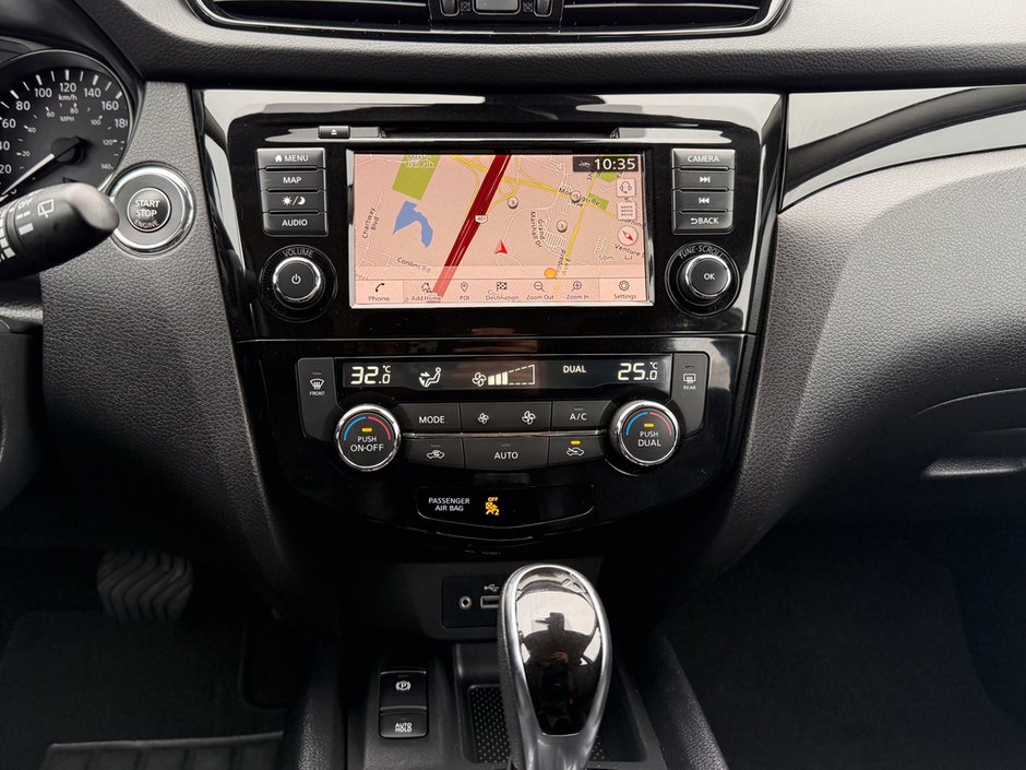 2023 Nissan Qashqai SL-18