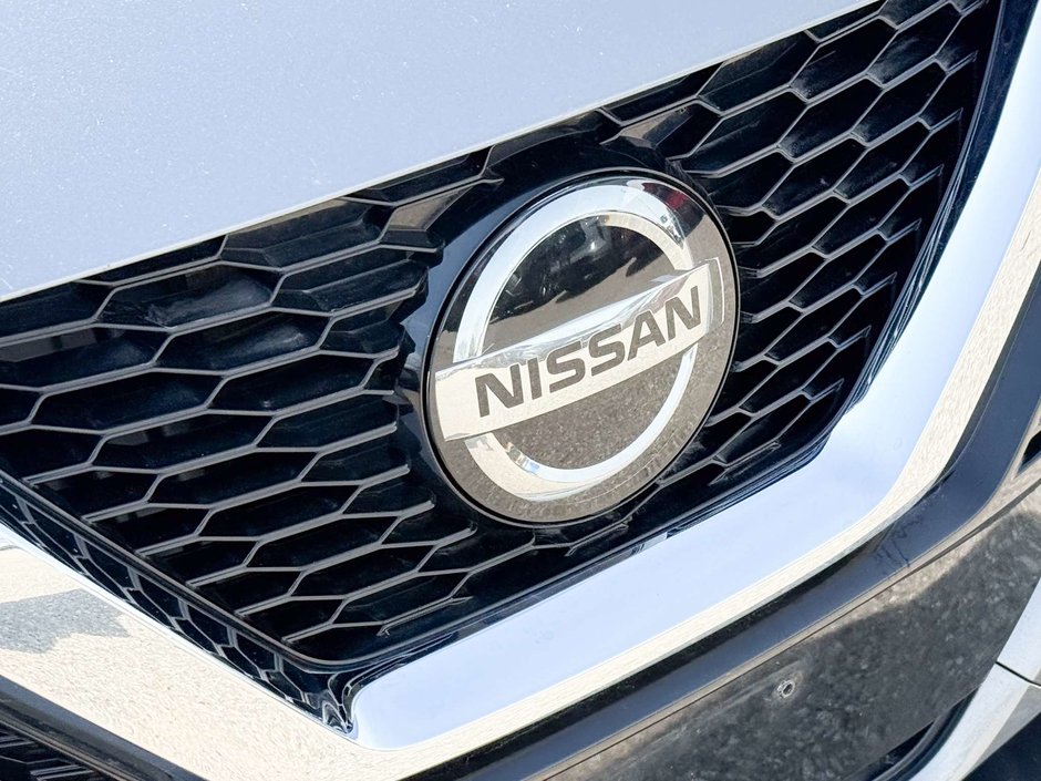 2023 Nissan Qashqai S-10