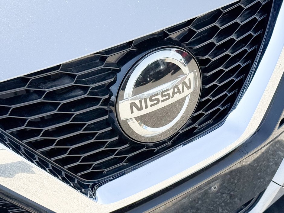 2023 Nissan Qashqai S-10