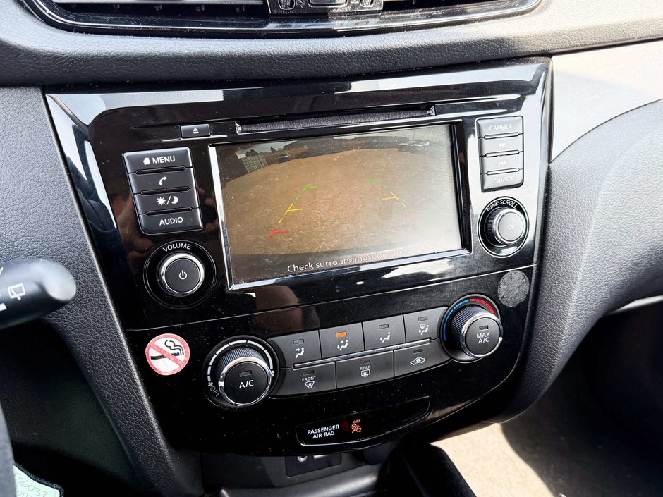2023 Nissan Qashqai S-27