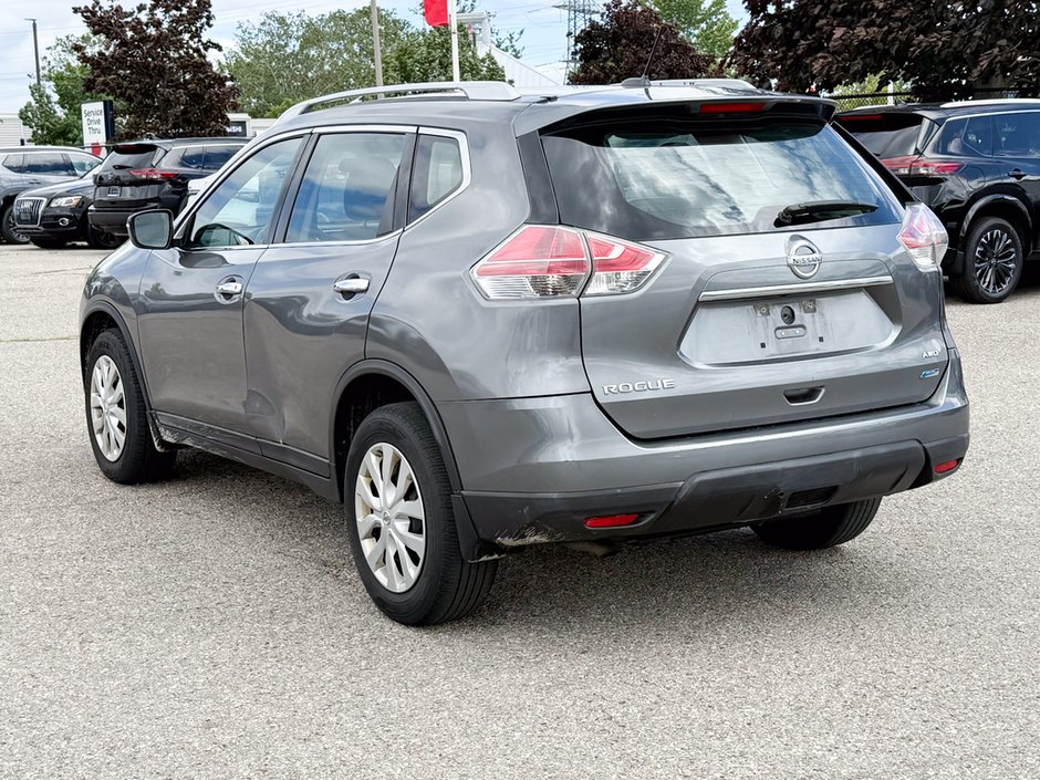 2015 Nissan Rogue S-4