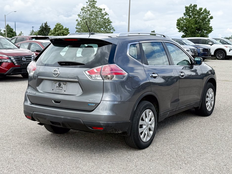2015 Nissan Rogue S-6