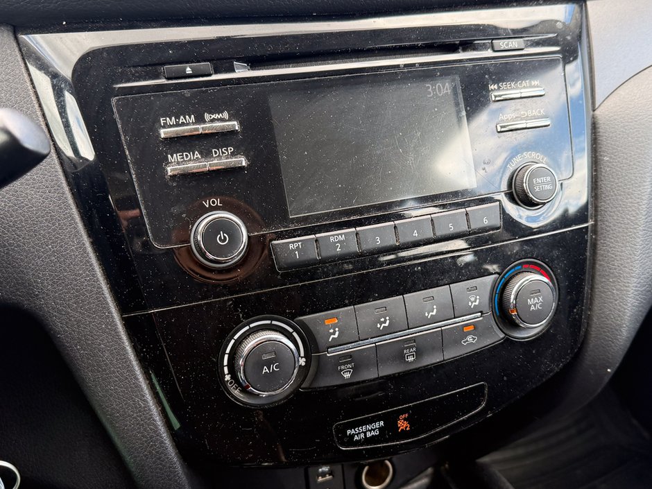 2015 Nissan Rogue S-13