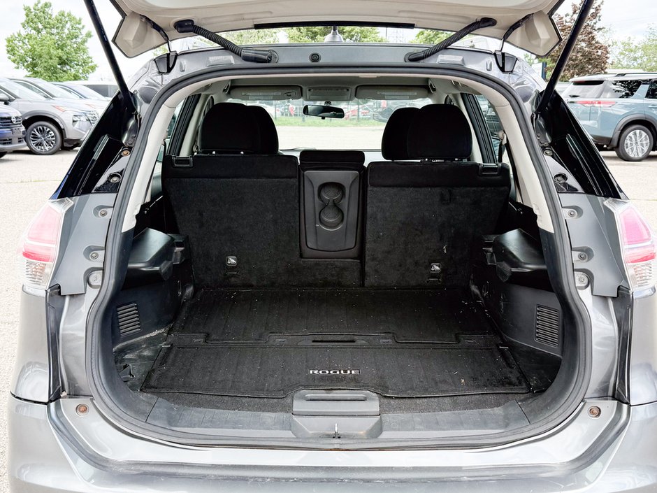 2015 Nissan Rogue S-10