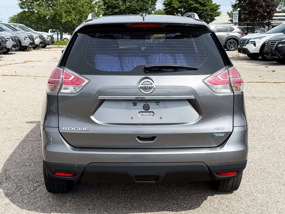 2015 Nissan Rogue S-6