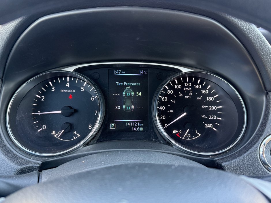 2016 Nissan Rogue SV-11