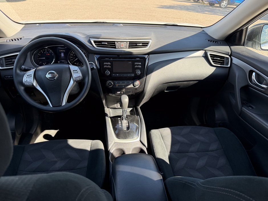 2016 Nissan Rogue SV-9