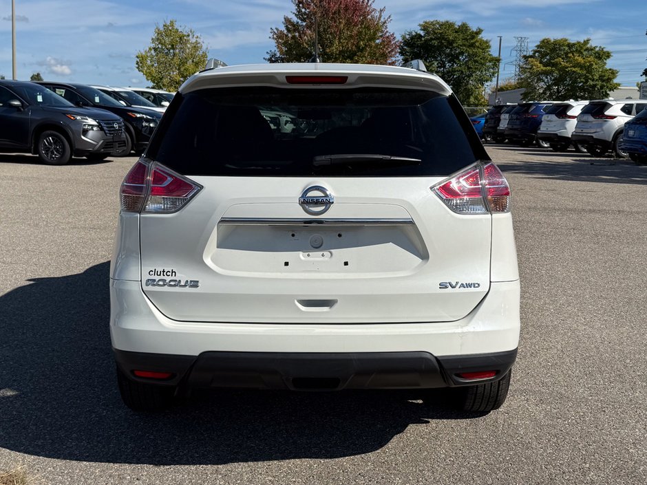 2016 Nissan Rogue SV-5